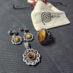 Peruvian Tiger Eye Stone Set
